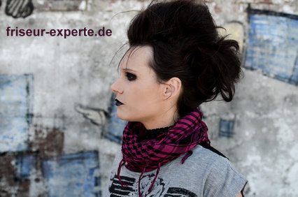 individueller Punk Gothik Look Individueller Punk und Gothik Look 